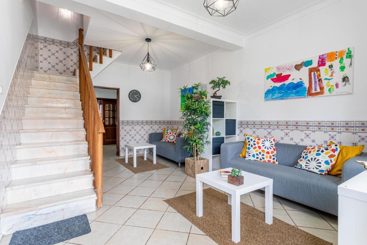 Encarnação Home Lisboa Extérieur photo
